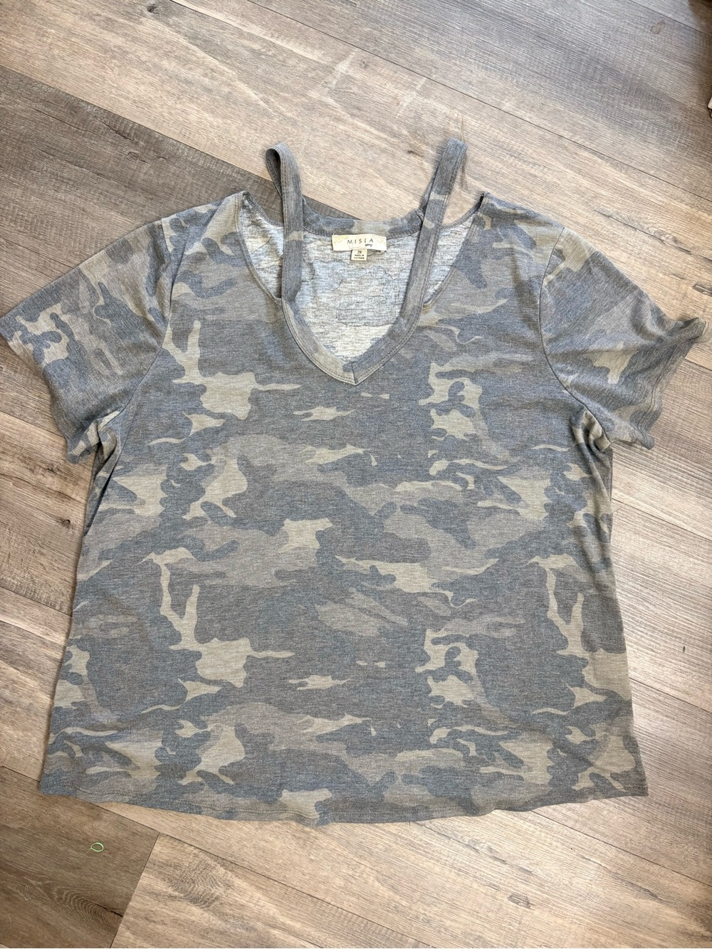 Misia Gray & Light Gray Camo V-Neck Short Sleeve Tee